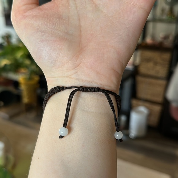 FREE with purchase - Picture 4 of 6